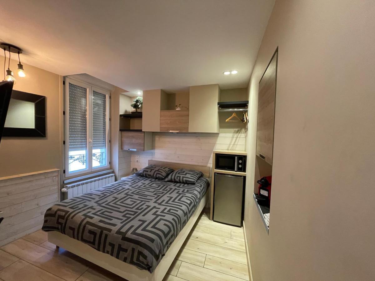 Rdc 1 - Chambre Meublee Au Coeur Du Centre Ville De Montluçon المظهر الخارجي الصورة